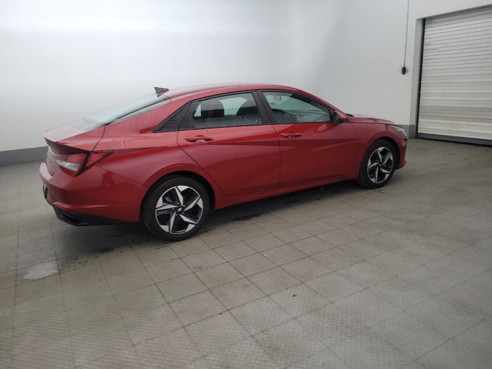 Used 2023 Hyundai Elantra SEL w/ Convenience Package FWD image 10