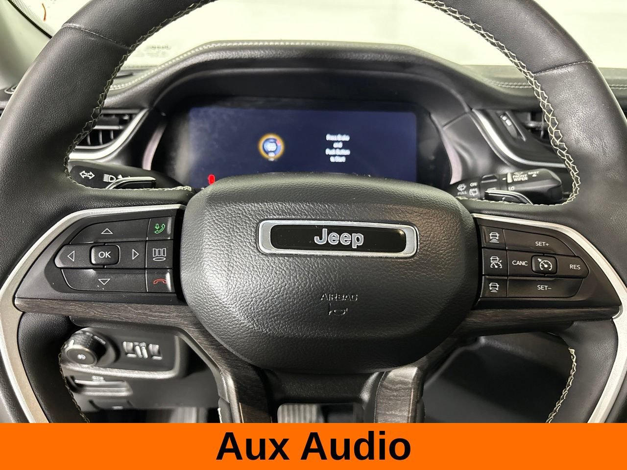 Used 2023 Jeep Grand Cherokee Limited AWD/4WD image 16
