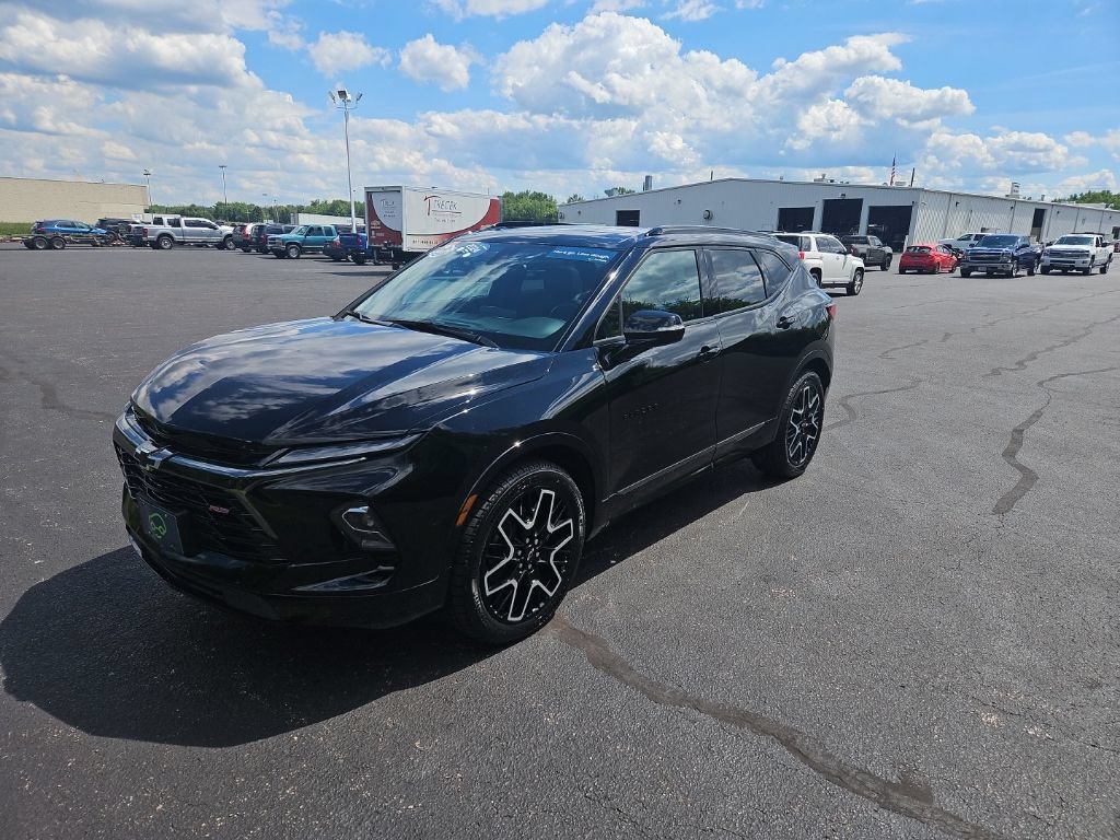 Certified 2024 Chevrolet Blazer RS w/ LPO, Floor Liner Package AWD/4WD image 3