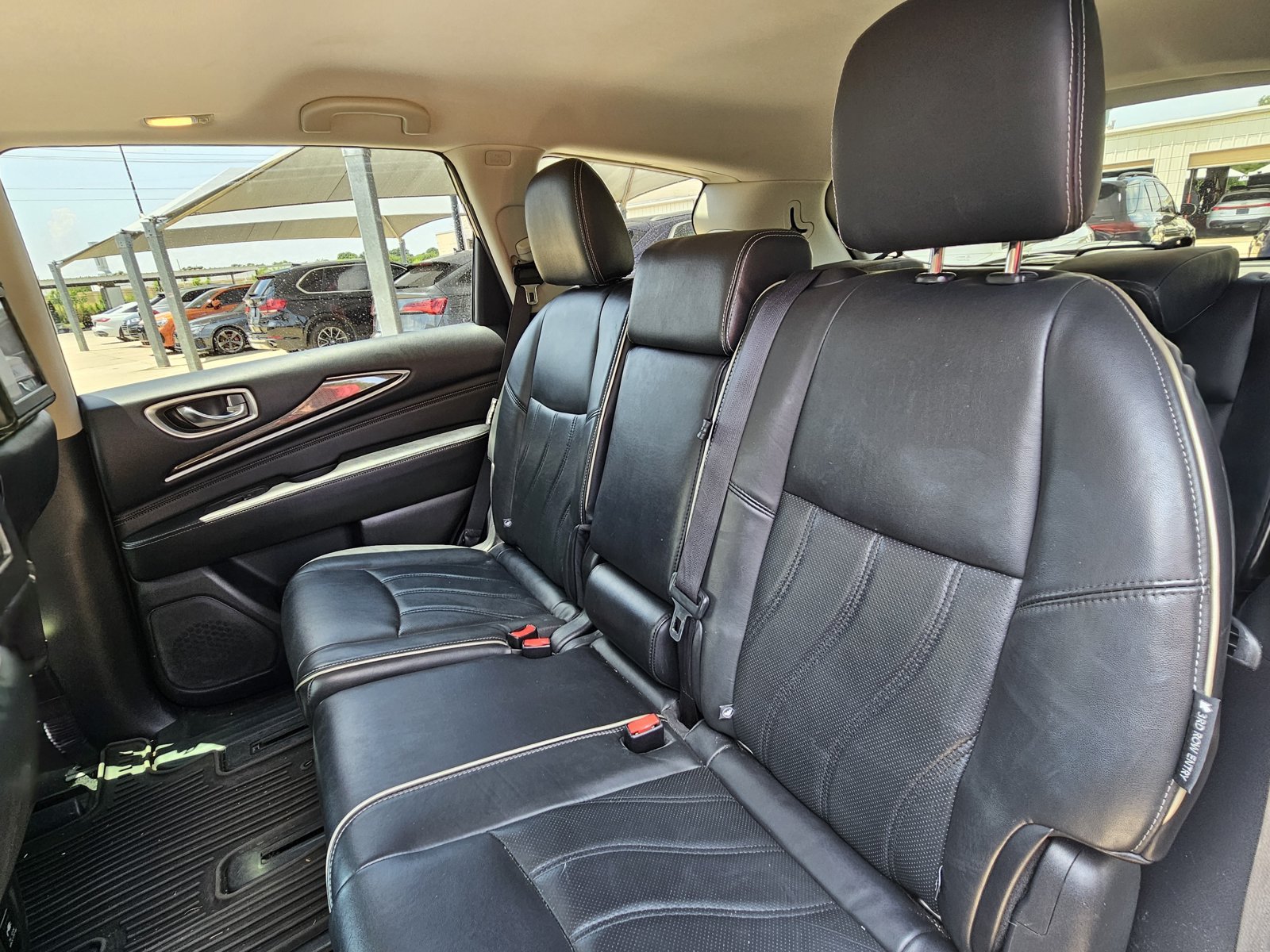Used 2018 INFINITI QX60 FWD w/ Premium Plus Package image 15