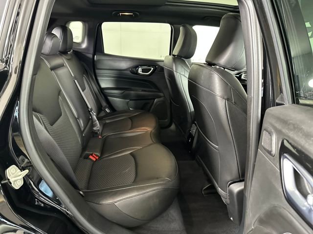 Used 2024 Jeep Compass Latitude w/ Sun and Sound Group image 26