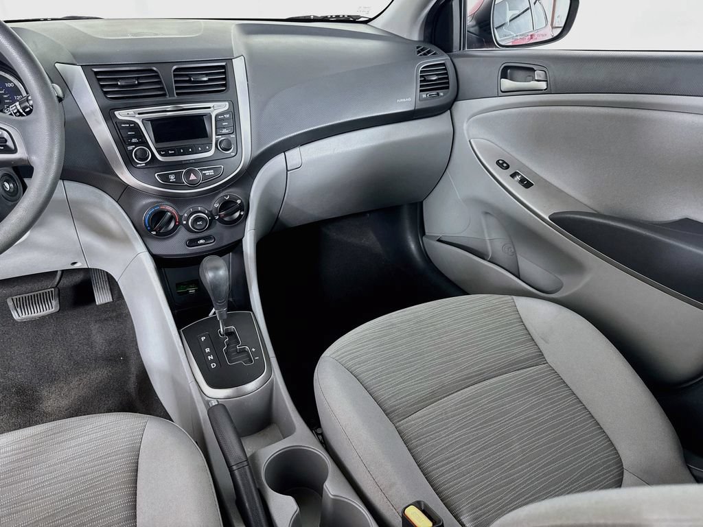 Used 2015 Hyundai Accent GS FWD image 23