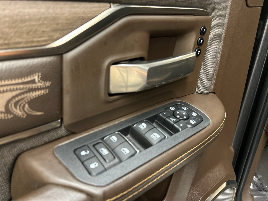 Used 2025 RAM 3500 Longhorn AWD/4WD image 25
