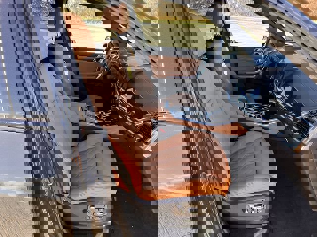 Used 2025 BMW X5 xDrive40i w/ M Sport Package image 25