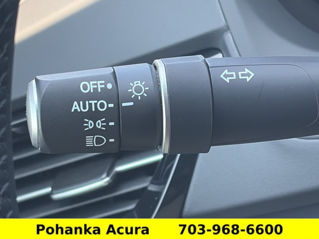Certified 2025 Acura RDX SH-AWD image 10