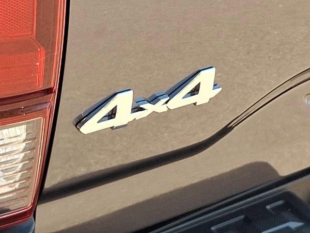 Used 2022 Toyota Tacoma SR image 36