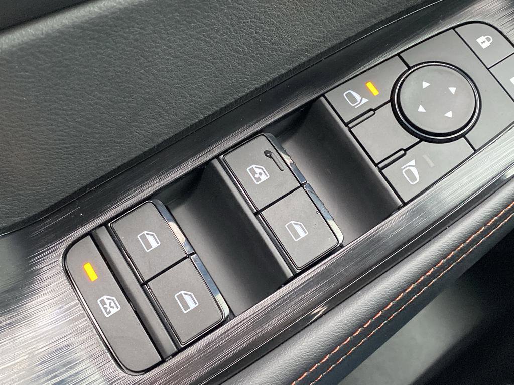 New 2026 Nissan Rogue SV image 28