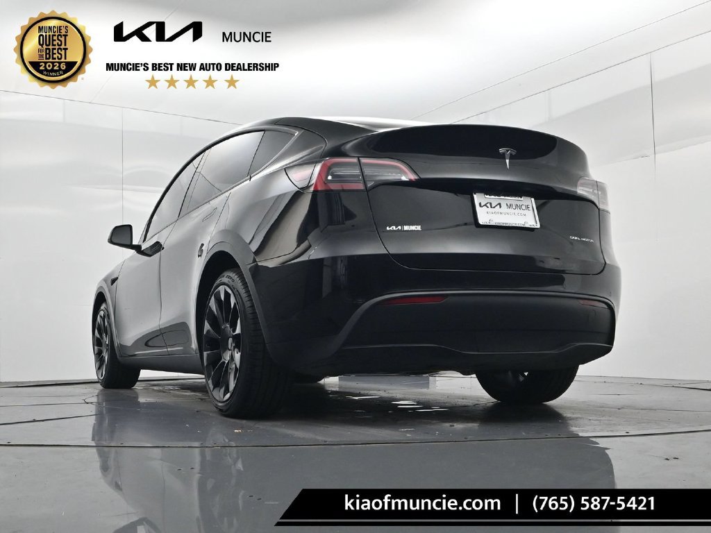 Used 2021 Tesla Model Y Long Range AWD/4WD image 37