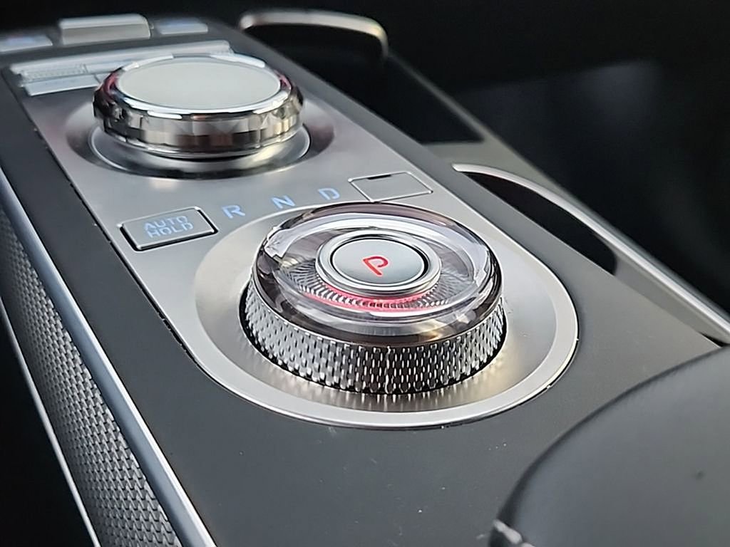 Certified 2025 Genesis GV70 2.5T Sport Prestige w/ Sport Prestige Package image 23