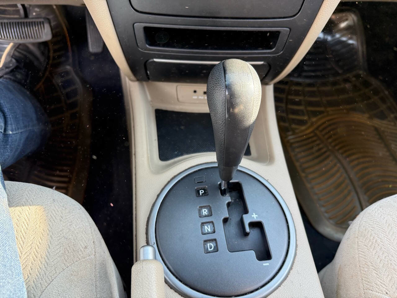 Used 2009 Kia Optima LX w/ Convenience Pkg image 11