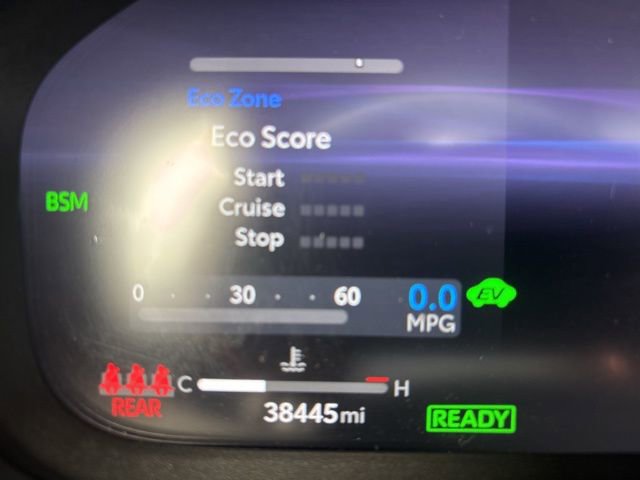 Used 2023 Toyota RAV4 XSE AWD/4WD image 11