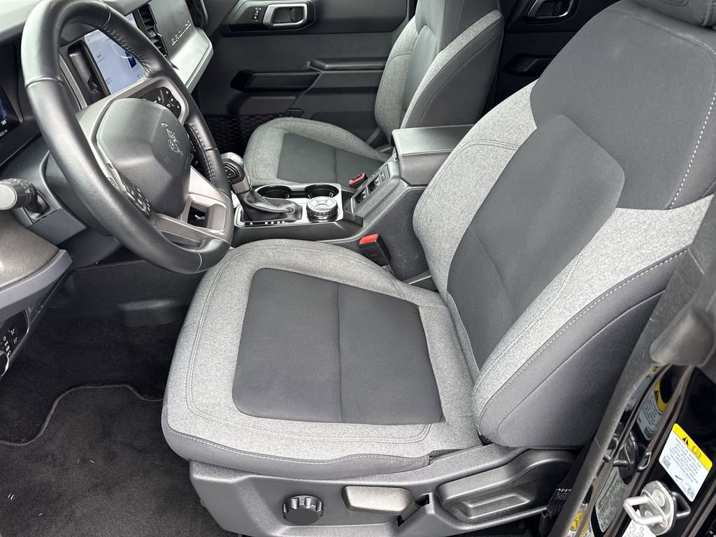 Used 2025 Ford Bronco Big Bend image 9