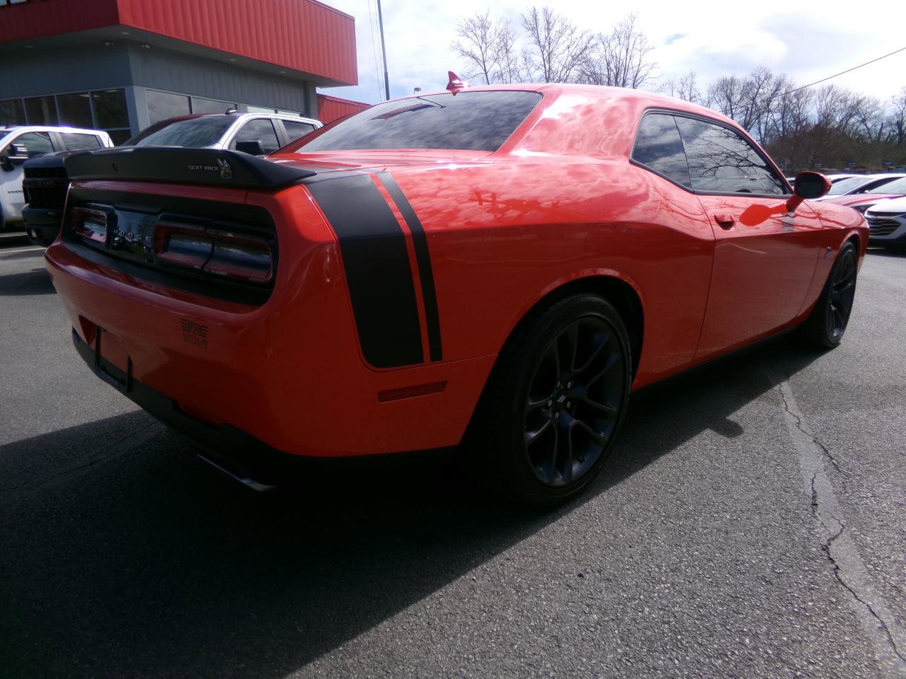 Used 2021 Dodge Challenger R/T Scat Pack w/ Plus Package image 3