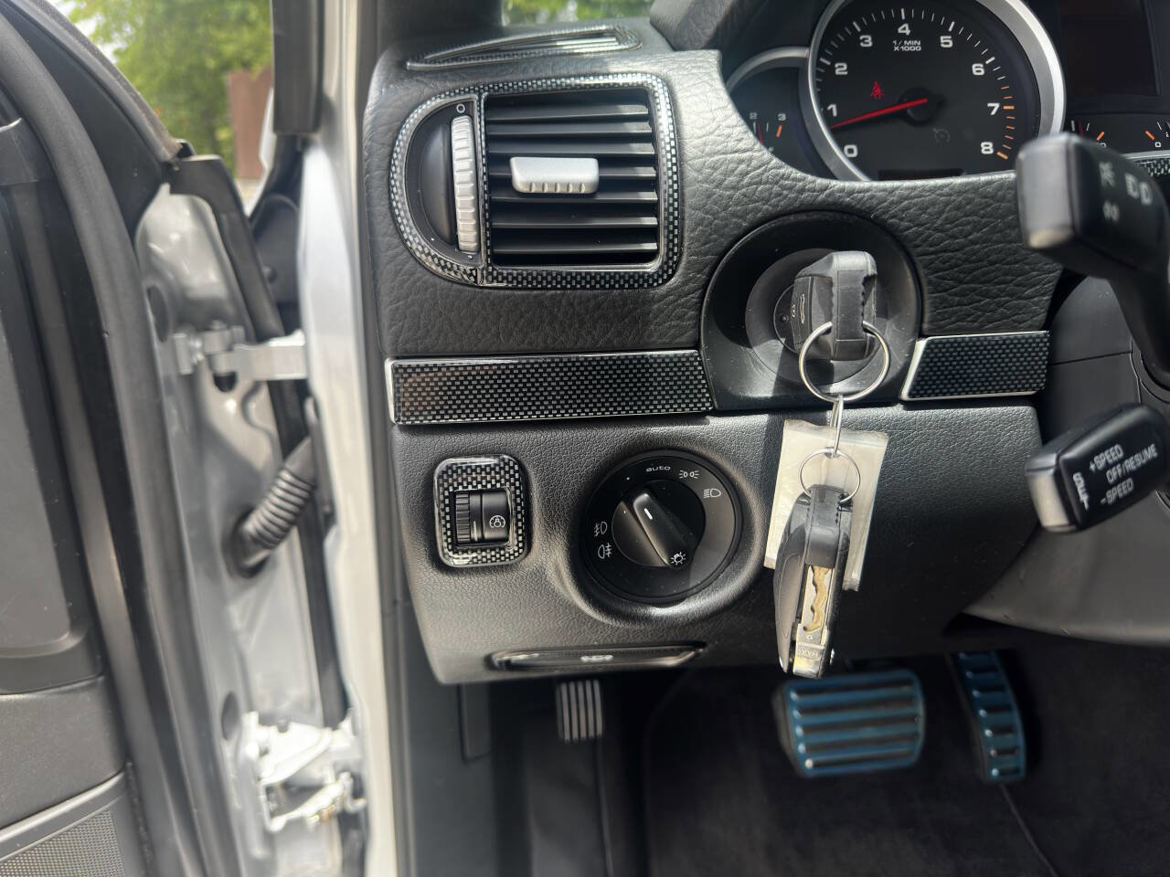 Used 2008 Porsche Cayenne GTS image 22