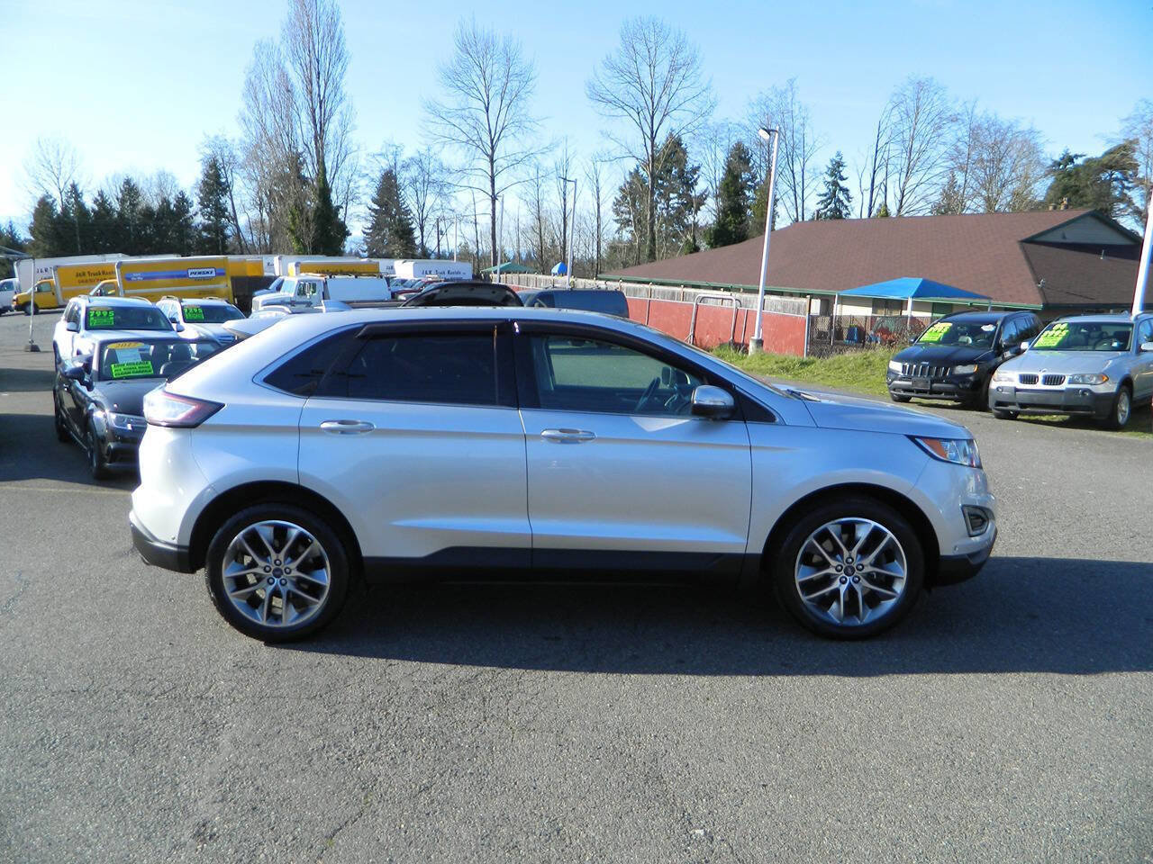 Used 2016 Ford Edge Titanium w/ Equipment Group 302A image 9