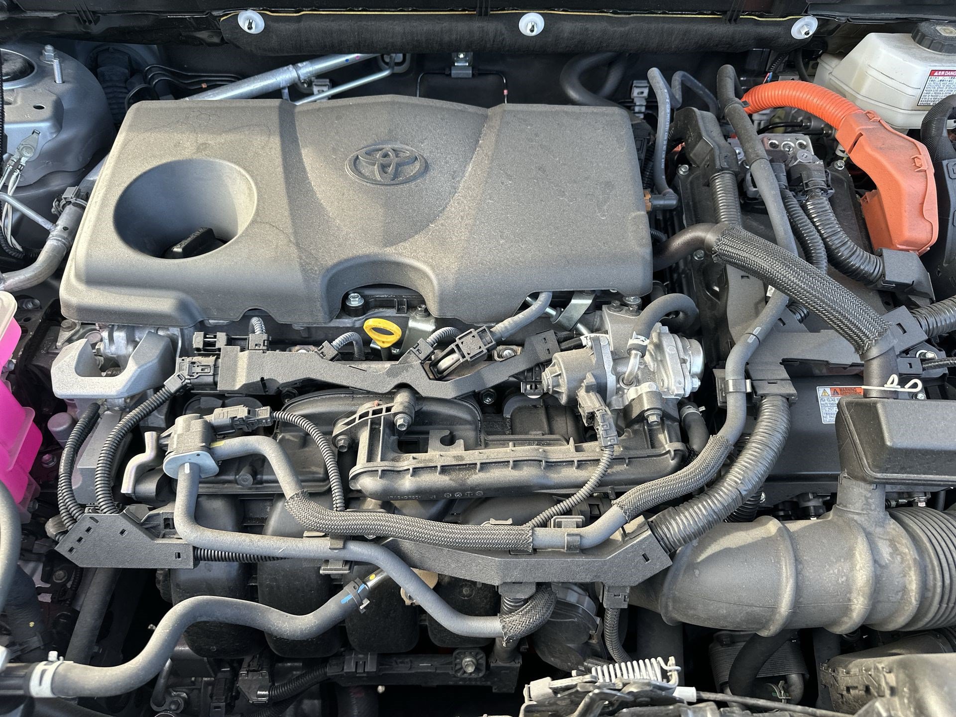 Used 2024 Toyota RAV4 Limited AWD/4WD image 17