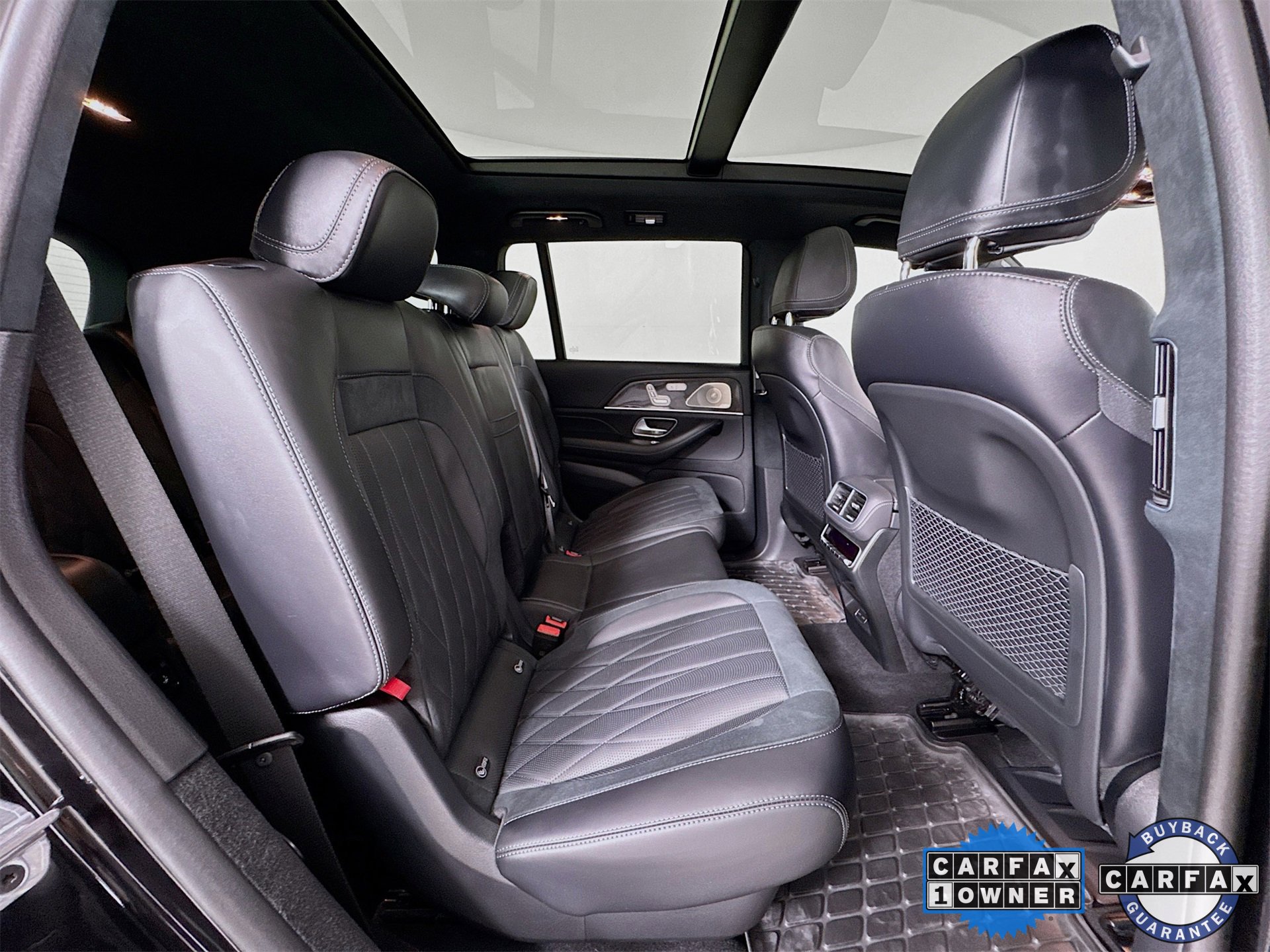 Certified 2025 Mercedes-Benz GLS 63 AMG 4MATIC image 31