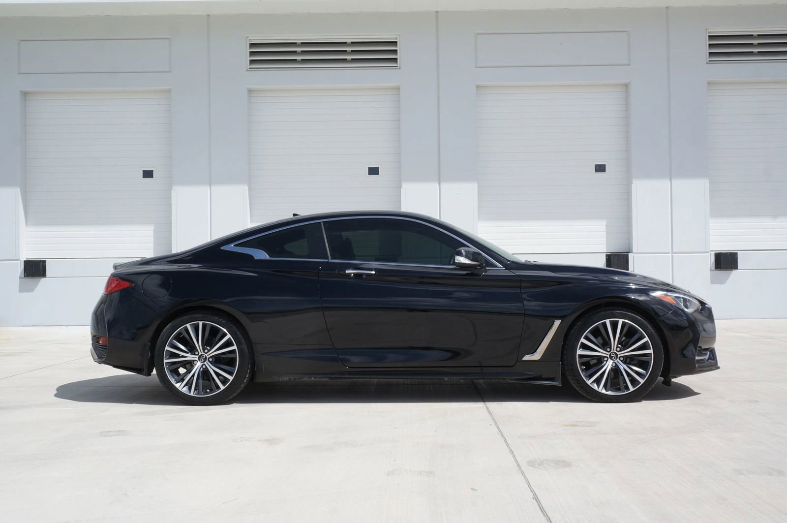 Used 2020 INFINITI Q60 3.0t Luxe w/ Cargo Package image 15