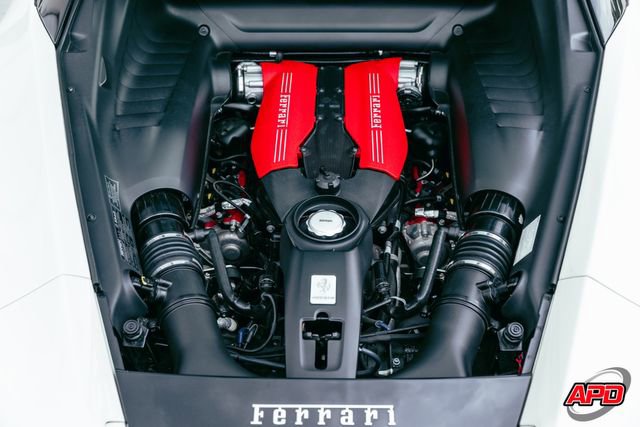 Used 2018 Ferrari 488 GTB RWD image 35