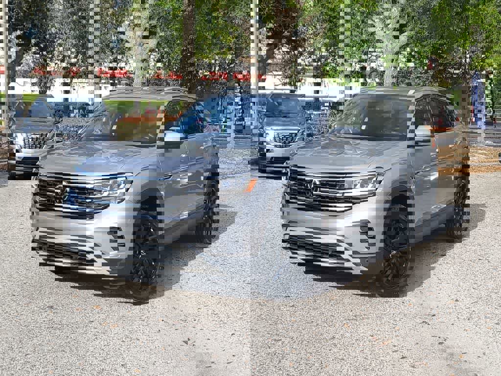 Used 2023 Volkswagen Atlas Cross Sport SE w/ Black Wheel Package