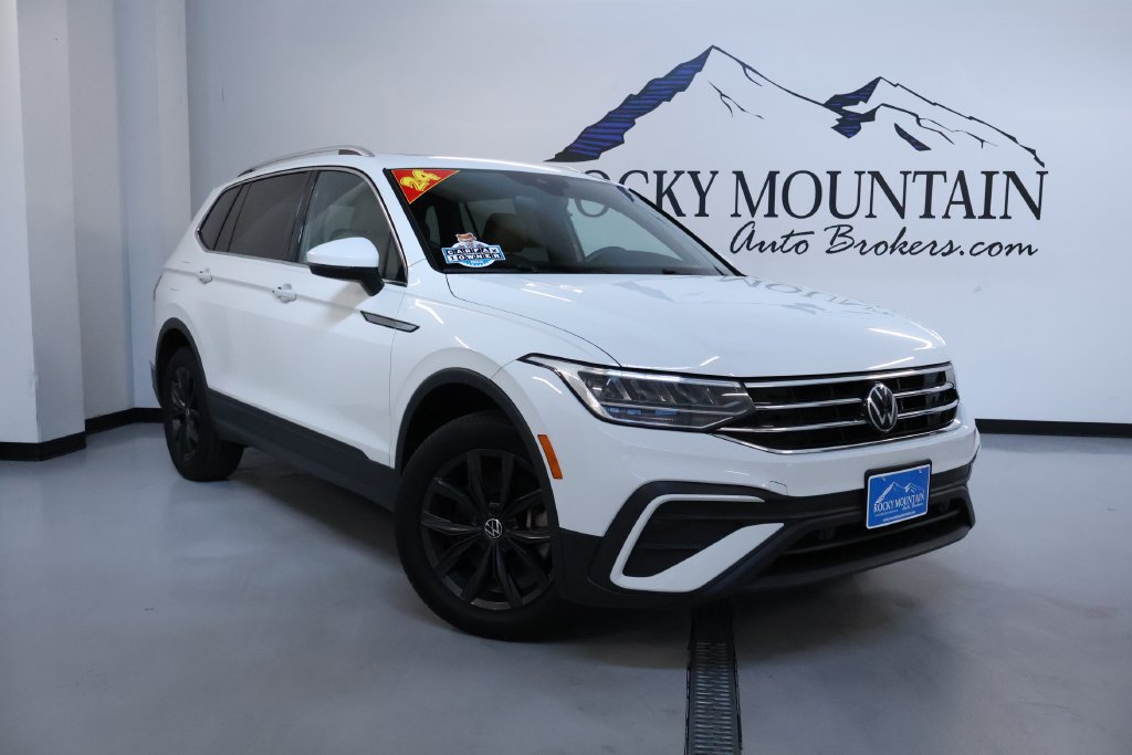 Used 2024 Volkswagen Tiguan SE w/ Panoramic Sunroof Package AWD/4WD 360° Tour