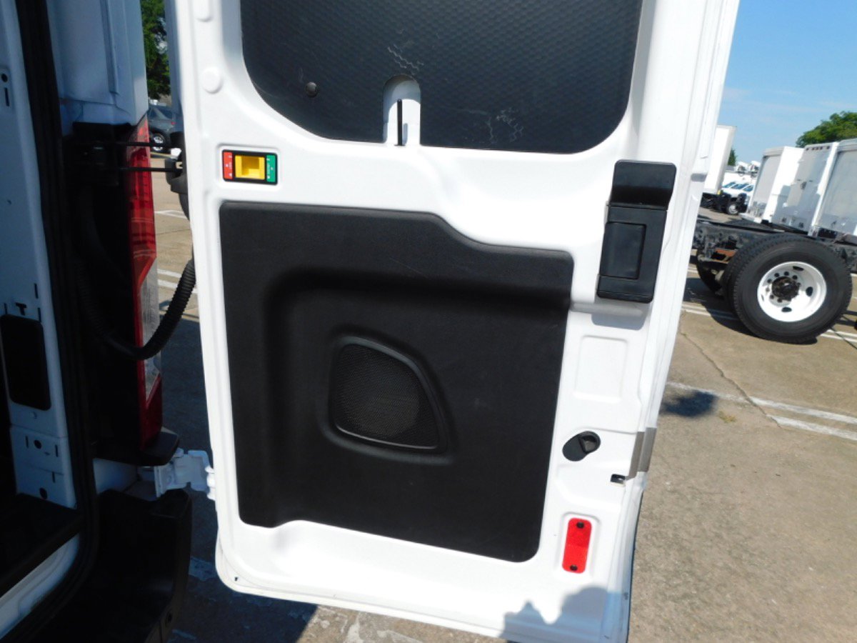 Used 2019 Ford Transit 150 130 Medium Roof RWD image 29