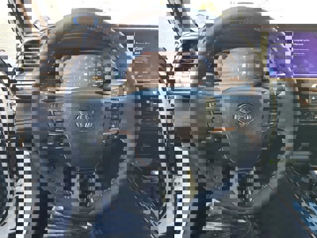 Used 2025 Toyota Crown XLE image 16