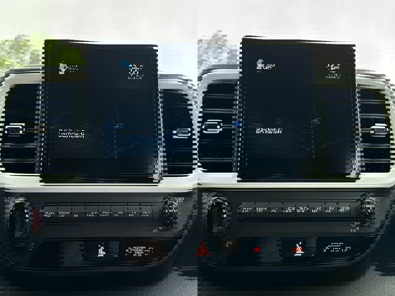 Used 2022 Hyundai Venue Limited image 17