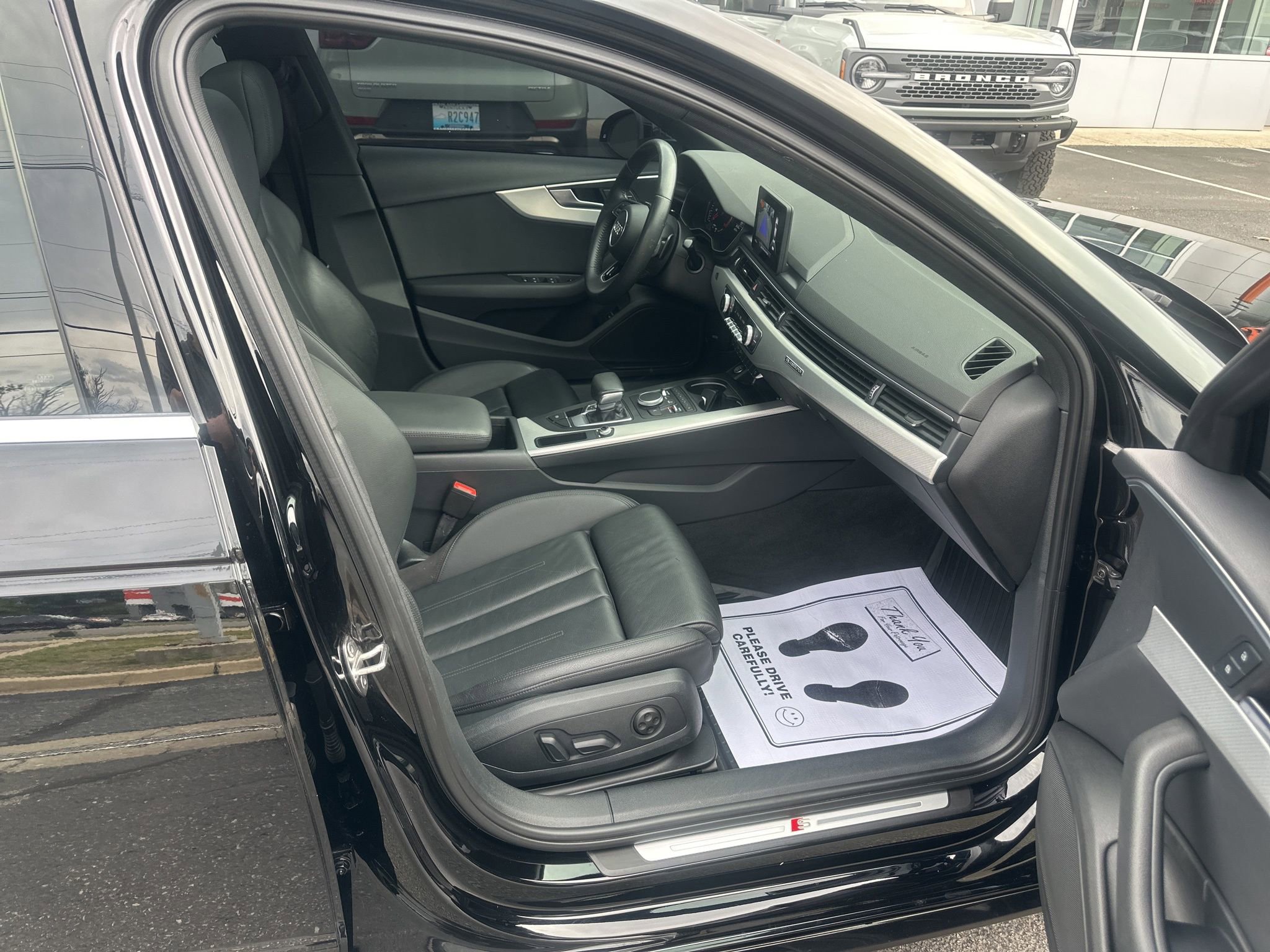 Used 2019 Audi A4 2.0T Premium w/ Convenience Package AWD/4WD image 13