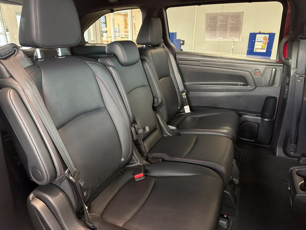 Used 2025 Honda Odyssey Sport-L image 89