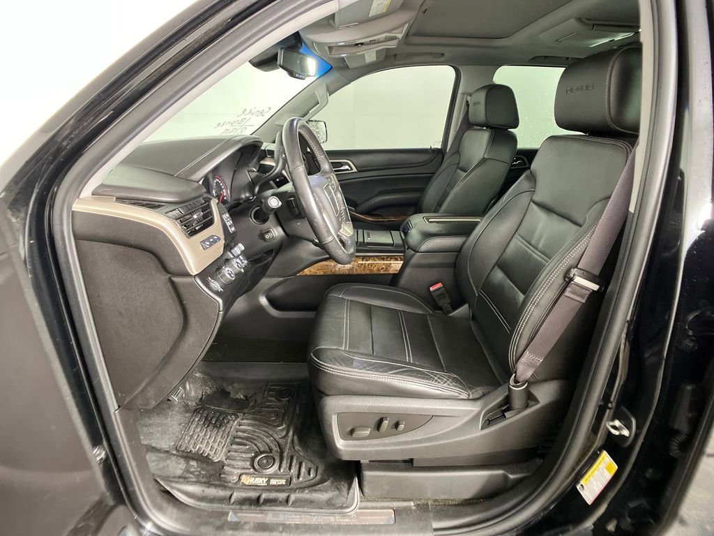 Used 2015 GMC Yukon XL Denali w/ Premium Package image 31