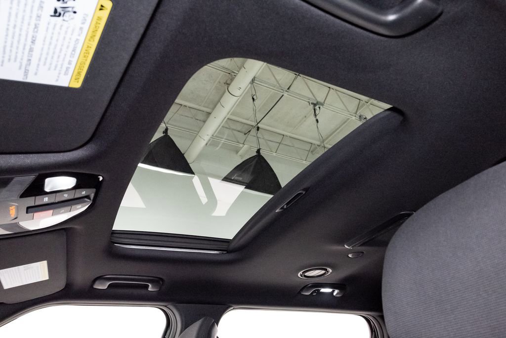 Used 2027 Kia Telluride S image 12