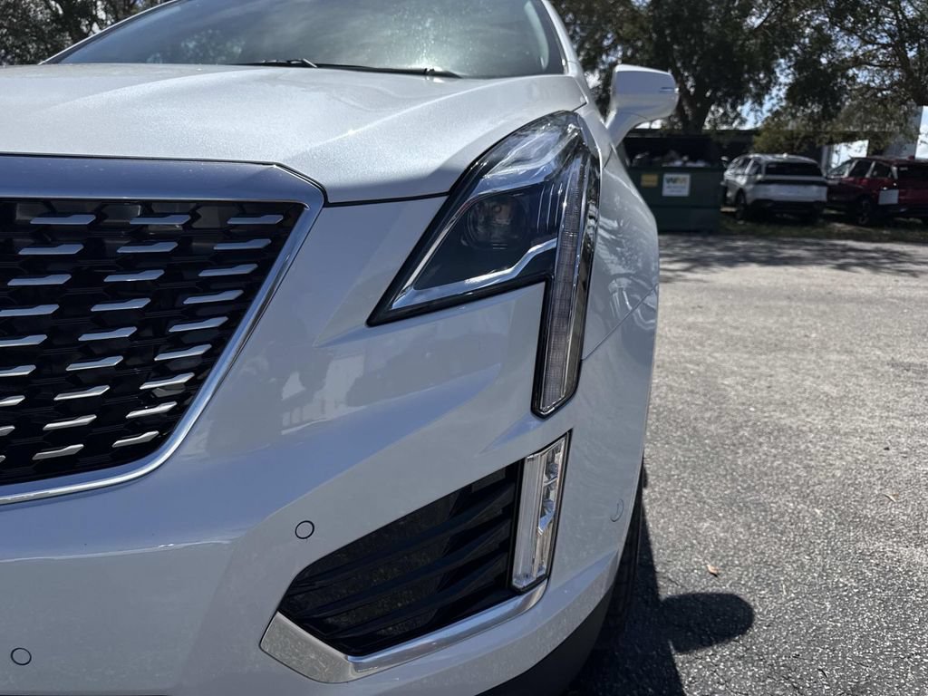 New 2026 Cadillac XT5 Premium Luxury w/ Driver Assist Package FWD image 9