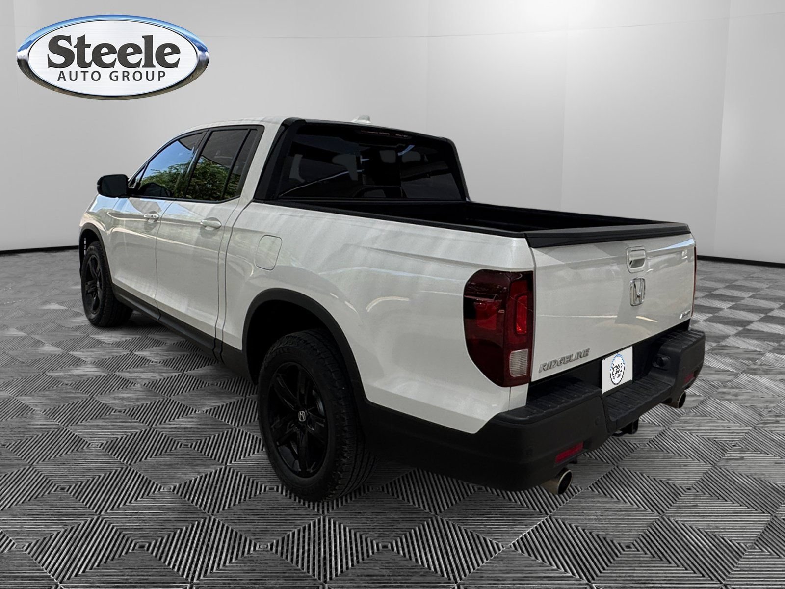 Used 2023 Honda Ridgeline Black Edition image 3