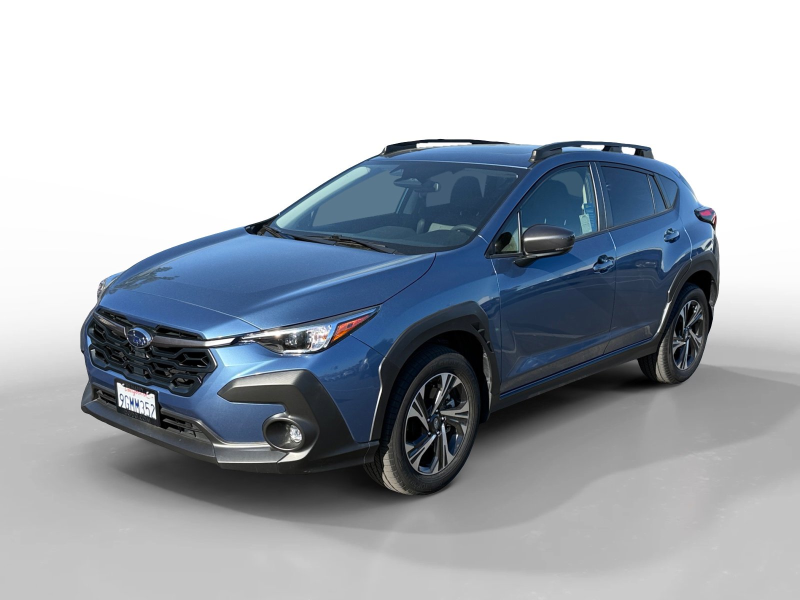 Used 2024 Subaru Crosstrek 2.0i Premium image 1