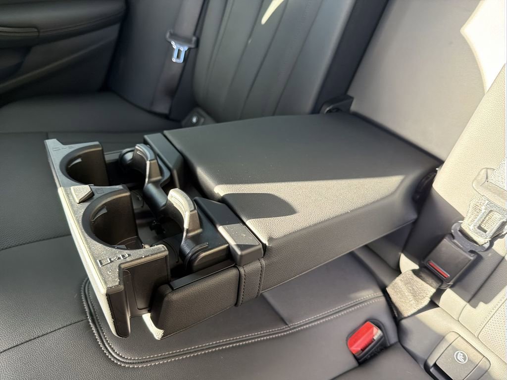 Used 2023 BMW 530i 530i w/ M Sport Package image 34