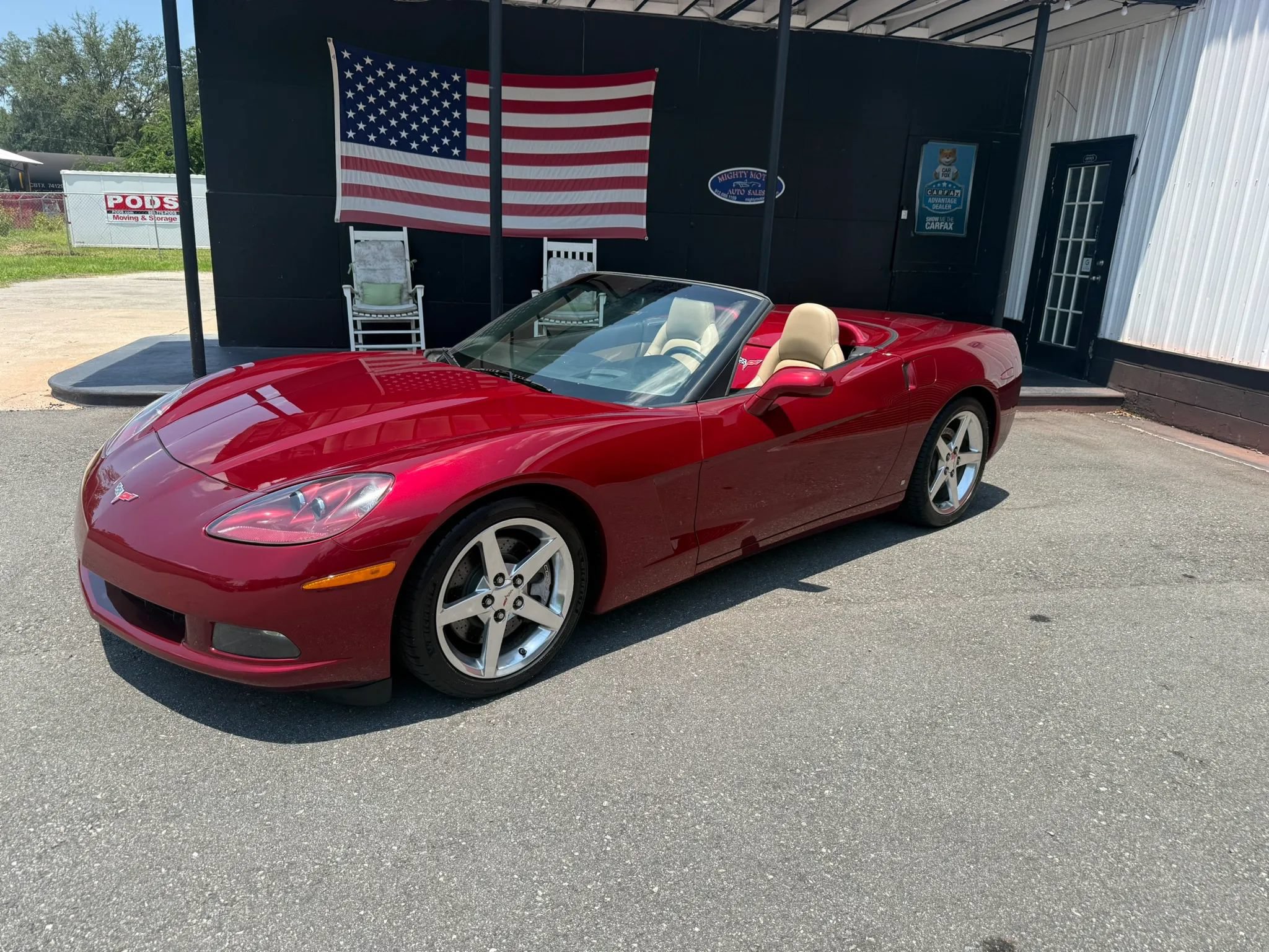 Used 2006 Chevrolet Corvette Convertible w/ Preferred Equipment Group RWD image 10