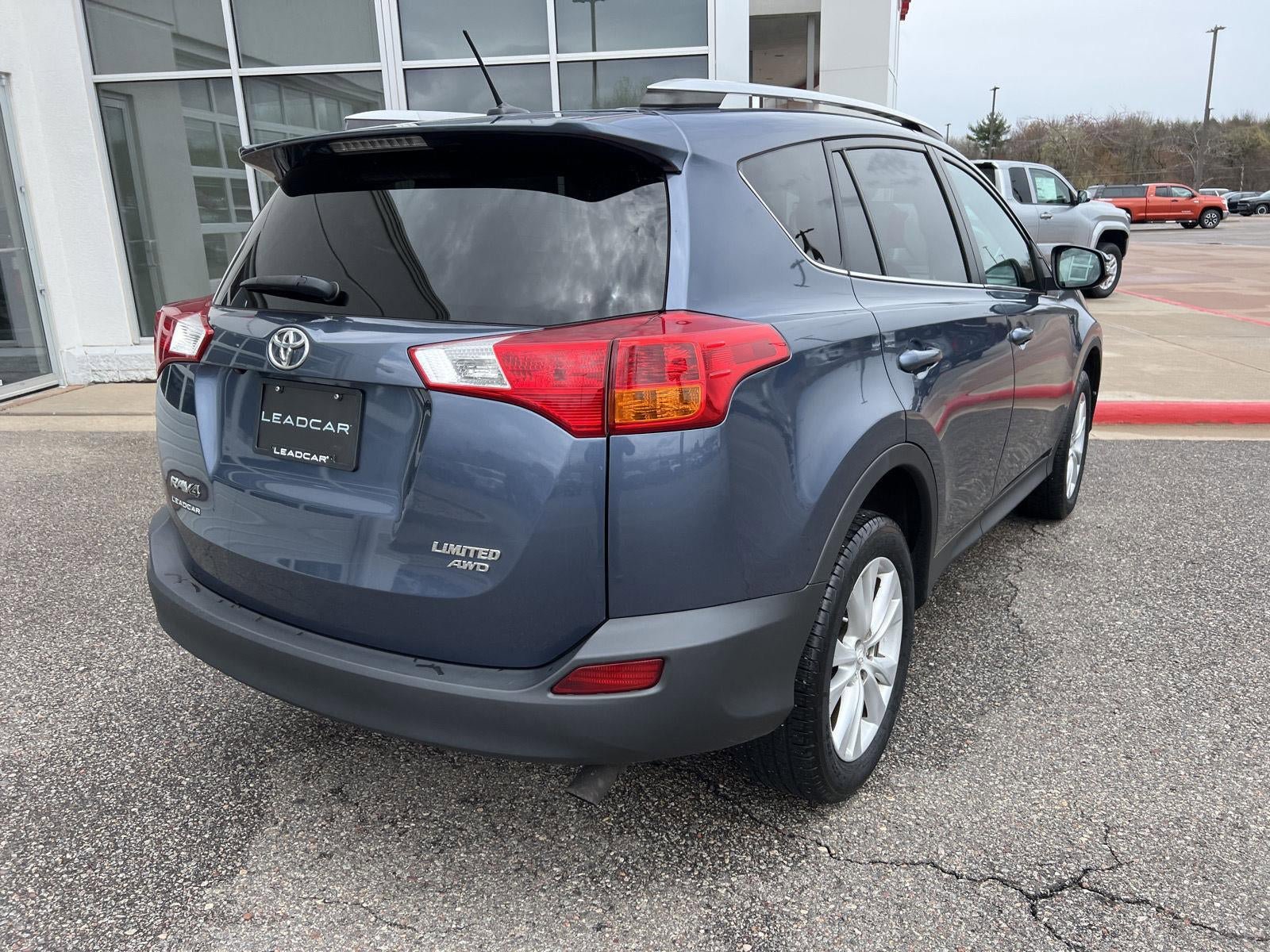 Used 2014 Toyota RAV4 Limited w/ Technology Package AWD/4WD image 12