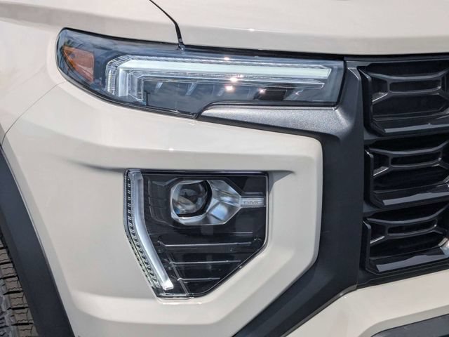 New 2026 GMC Canyon Elevation w/ Convenience Package RWD image 9