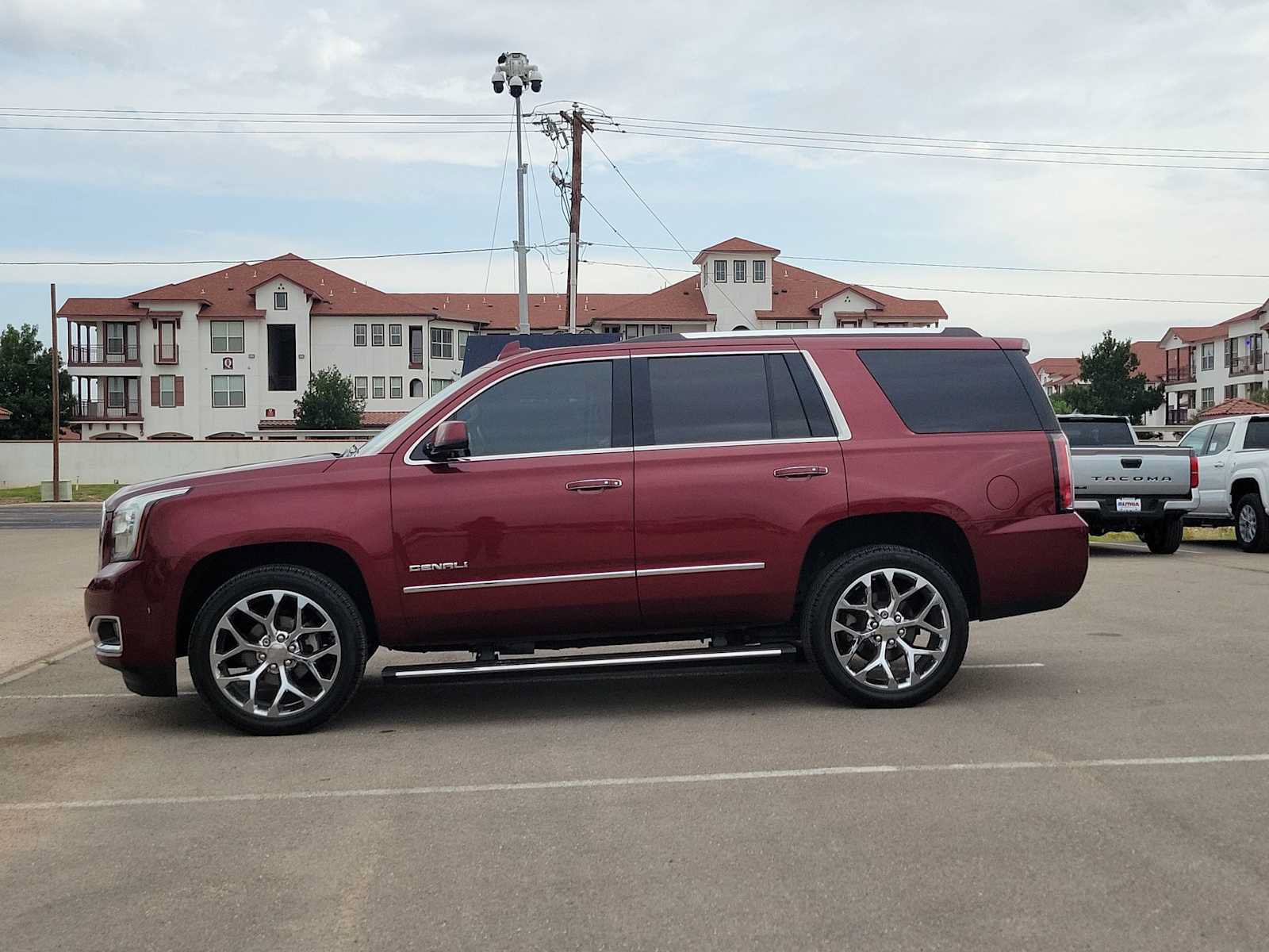 Used 2019 GMC Yukon Denali RWD image 5