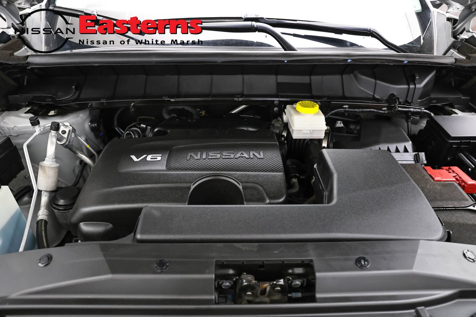 Used 2023 Nissan Pathfinder SL AWD/4WD image 7