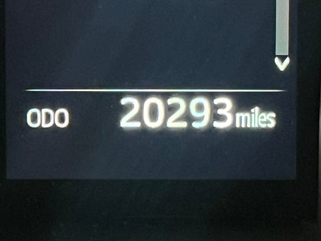 Used 2024 Toyota Camry SE image 16