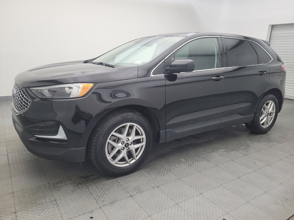 Used 2024 Ford Edge SEL image 2