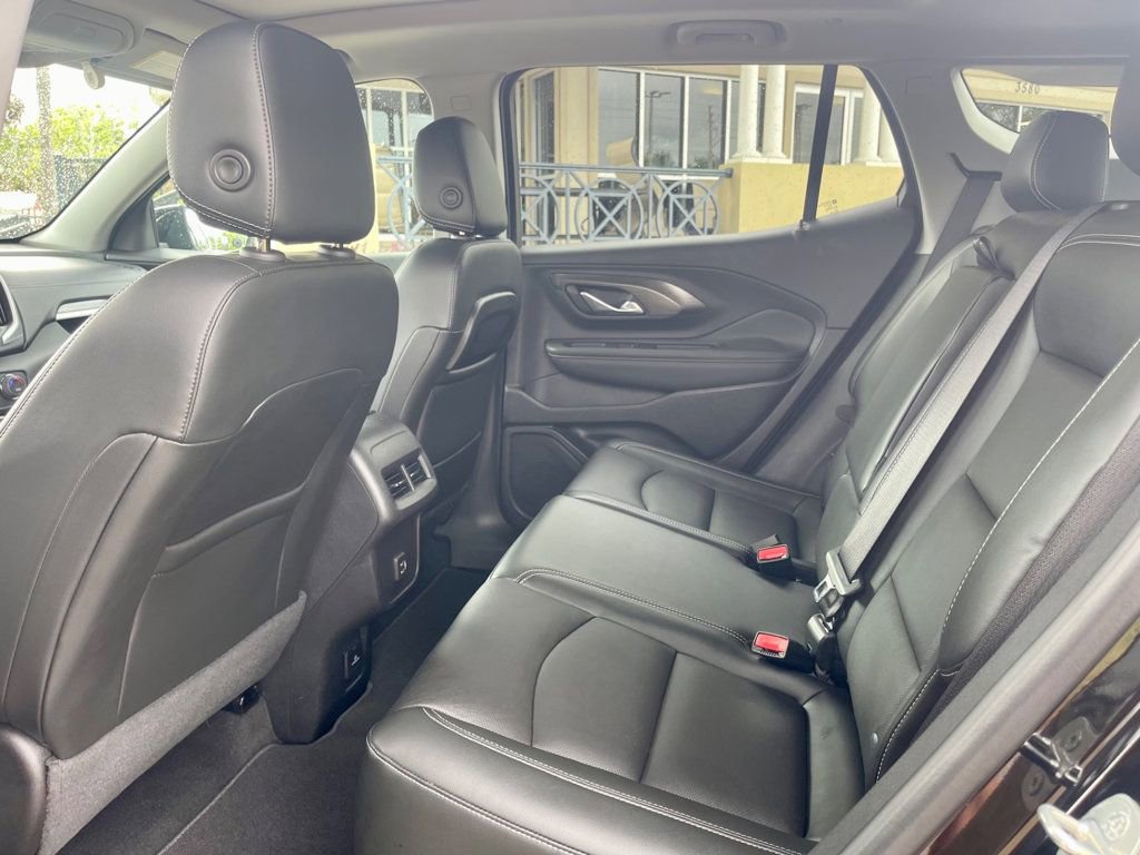 Used 2022 GMC Terrain SLT w/ Infotainment Package II image 12