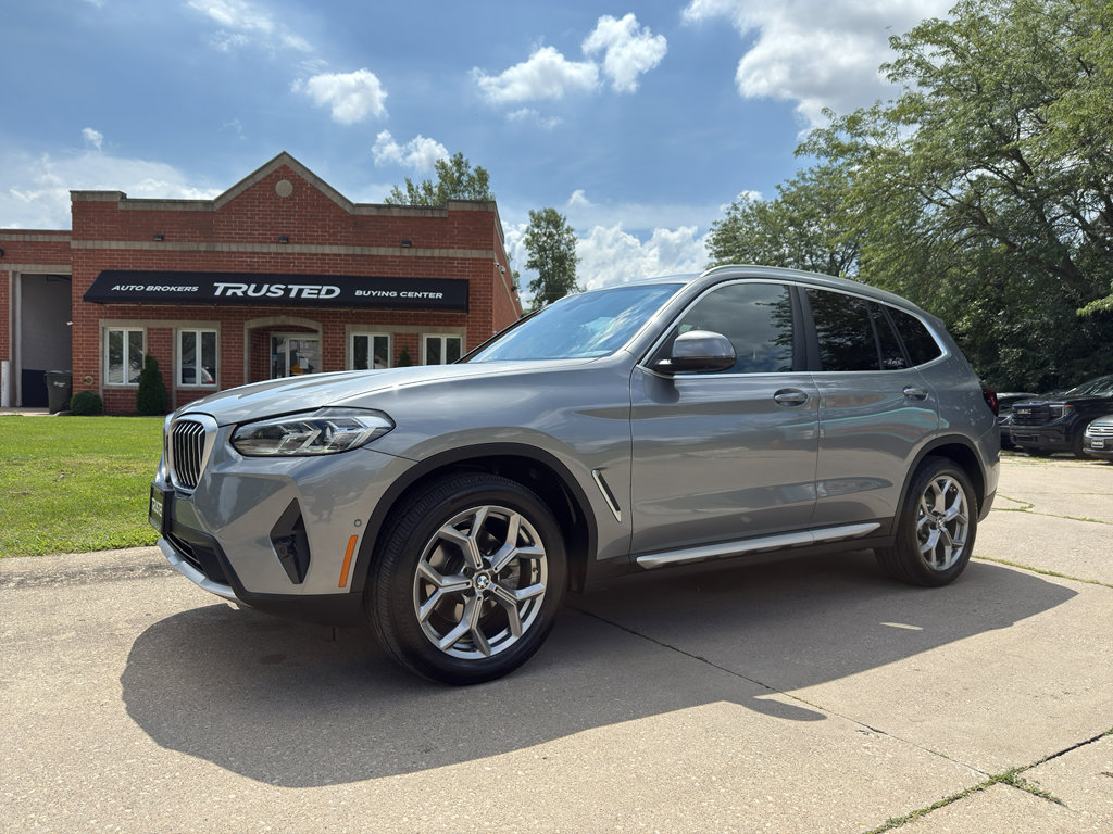 Used 2024 BMW X3 xDrive30i w/ Premium Package image 1