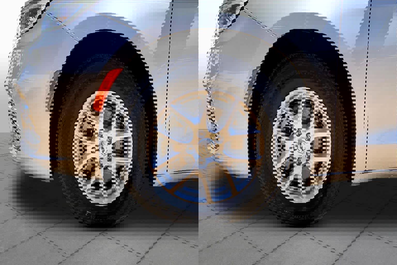 Used 2024 Chrysler Pacifica Touring-L FWD image 11