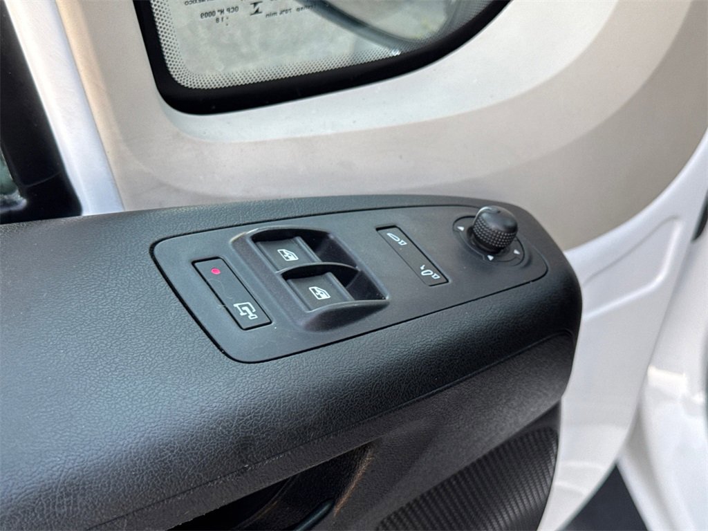Used 2018 RAM ProMaster 2500 image 9