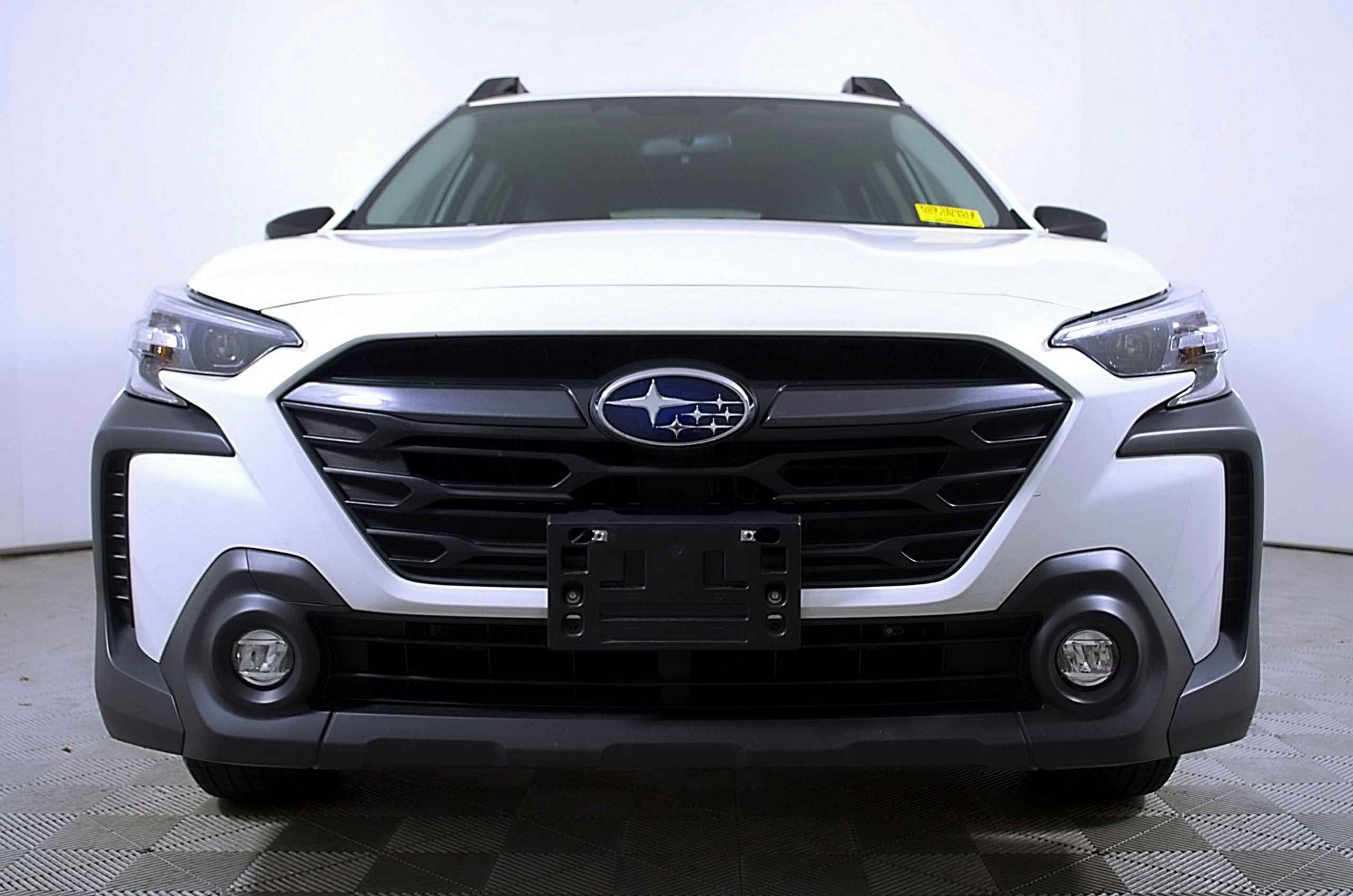 Used 2025 Subaru Outback Premium image 5