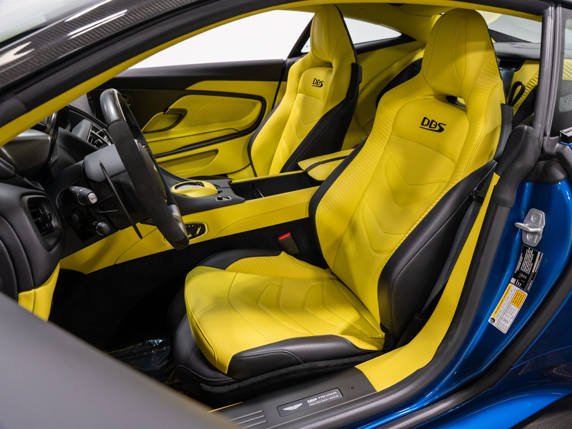 Used 2023 Aston Martin DBS Coupe RWD image 46