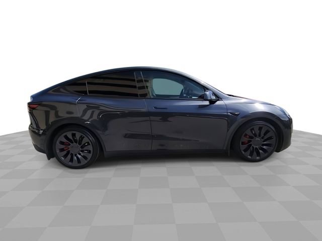 Used 2024 Tesla Model Y Performance image 9